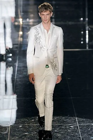 Look 43